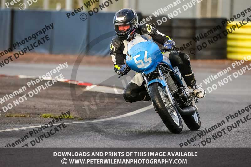 cadwell no limits trackday;cadwell park;cadwell park photographs;cadwell trackday photographs;enduro digital images;event digital images;eventdigitalimages;no limits trackdays;peter wileman photography;racing digital images;trackday digital images;trackday photos
